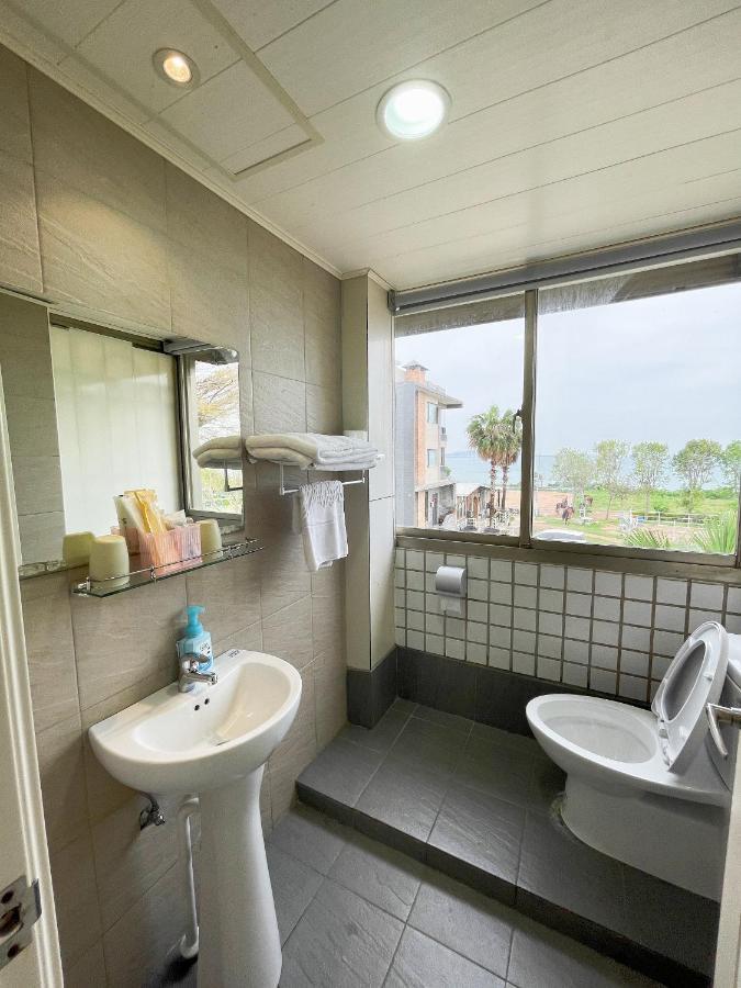 Breeze And Waves Hostel Jinning Ngoại thất bức ảnh